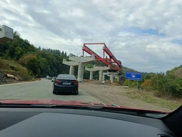 Китайцы мощно строят