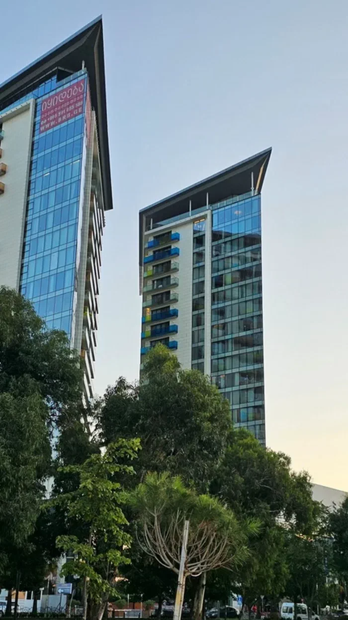 Хилтонские башни