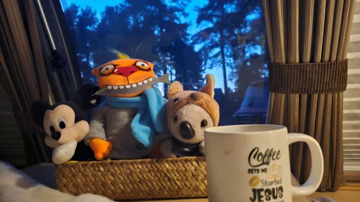 Пёпл, Митяй и Эш с нами, конечно