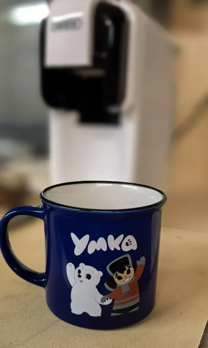 И кружечку для кофе обновил, моя прошлогодняя не доехала до Архангельска