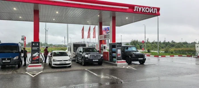 От Питера …